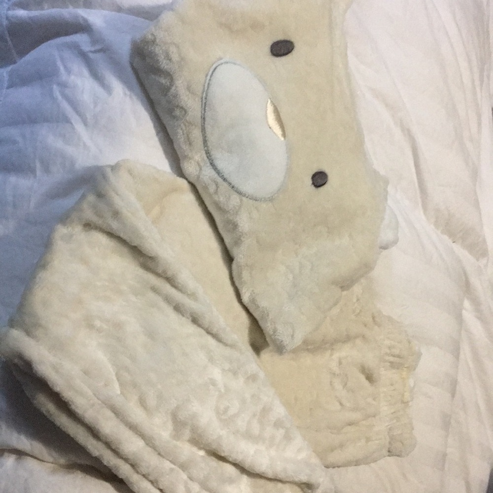 Cozy Critters Fleece Set